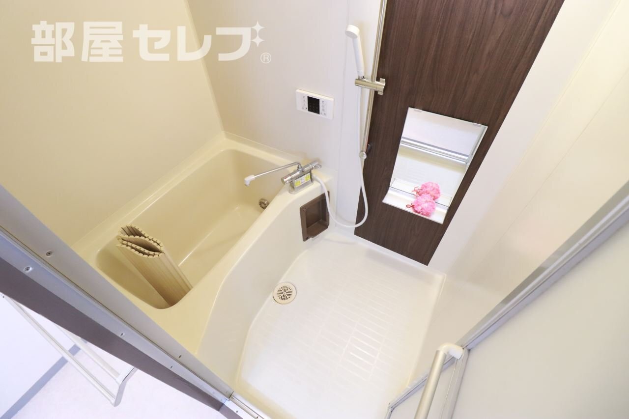 エステートEX白鳥マンション「部屋セレブ」