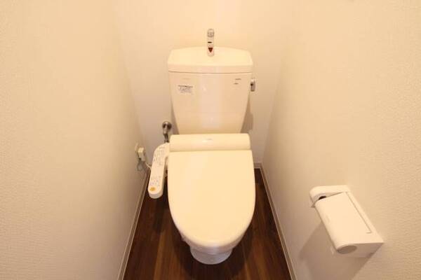 ウォシュレット付きのトイレです。イメージ写真