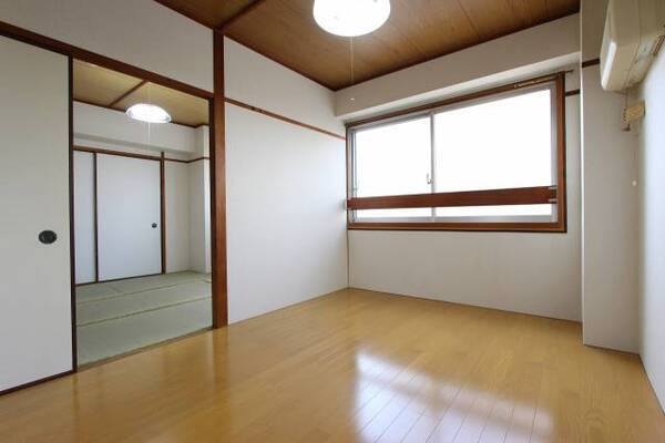 6帖の洋間です