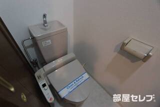 お手洗いはこちら
