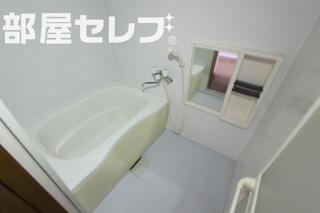 バス・トイレ別です