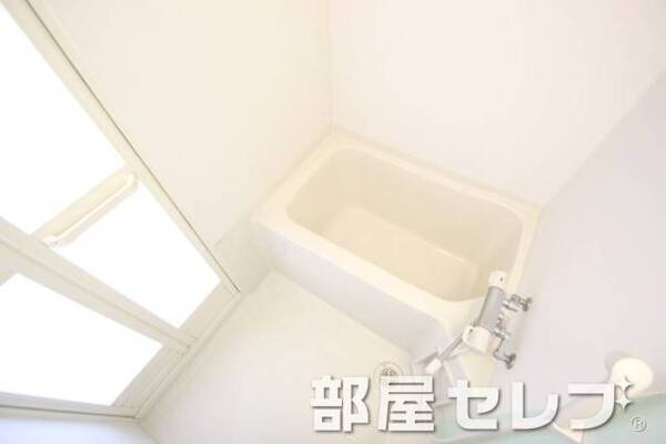 浴室も新しく。。
