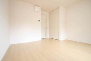 白基調なお部屋です。　※イメージ