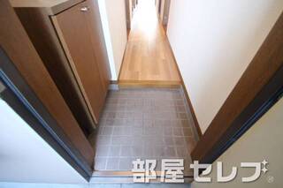 玄関口。