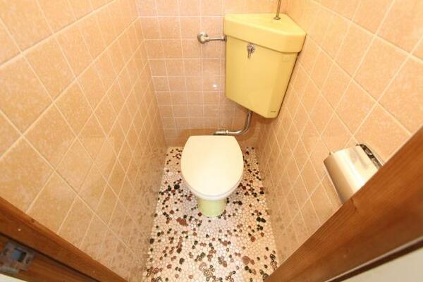 トイレでゆったりと。