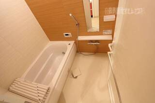 追い焚き・浴室乾燥機能付きです。