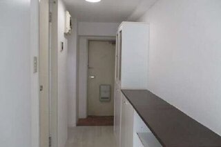 玄関（下駄箱あり）からの写真です