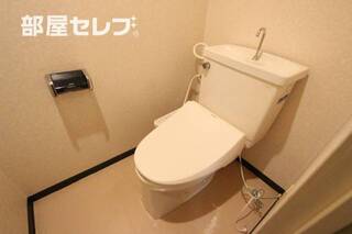 （同型別部屋内装参照）