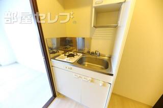 シンプルなミニキッチンです。