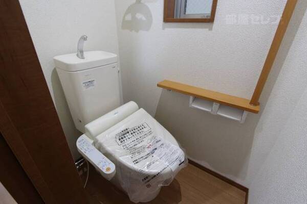 自動でふたの開く便座です