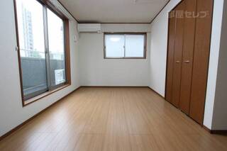 ベランダのある部屋です。