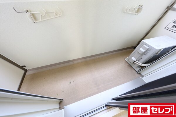 間取りの反転、床色が異なりる場合がございます