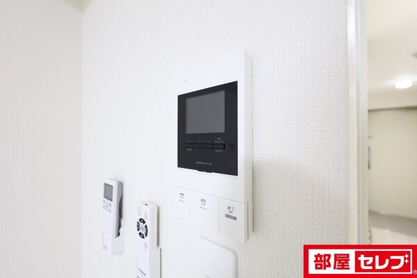 間取りの反転、床色が異なりる場合がございます