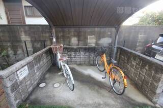 駐輪場もあります