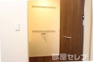※101号室の写真を流用している為、建具の色が異なる場合があります。