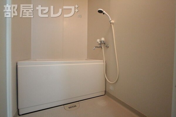 シンプルで使いやすいお風呂場です。