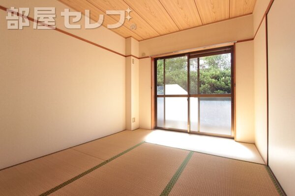 和室のお部屋の収納です。
