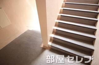 共用階段。