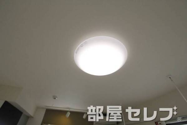 安心して下さい付いてますよ。