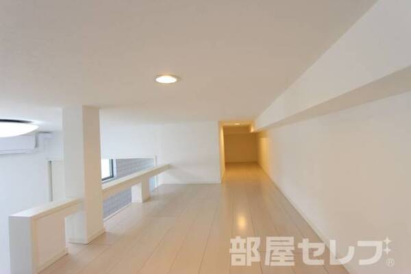反転部屋写真