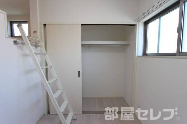 反転部屋写真