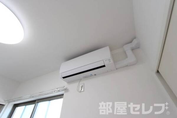 反転部屋写真