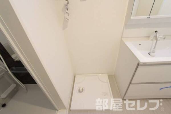 反転部屋写真