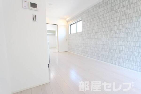 反転部屋写真