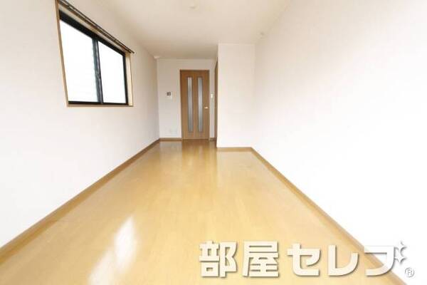 広いお部屋で開放的。イメージ写真