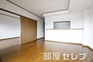 広々したリビングで生活しやすいですね。