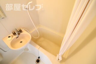 バス