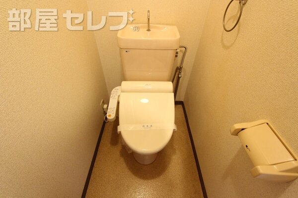 ウォシュレット付きです。