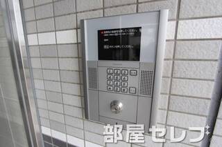 オートロックで安心ですね。