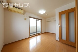 収納もたっぷり御使用ください