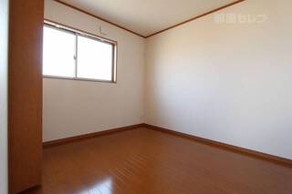窓が多くていいですね。
