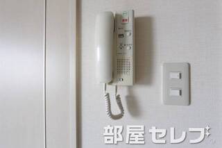 インターホン。