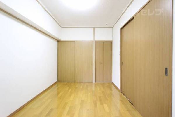 シンプルで綺麗な内装です