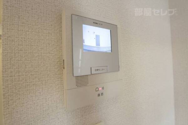 ※103号室内装写真参照