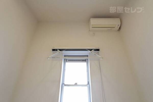 ※103号室内装写真参照