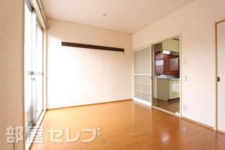 綺麗でシンプルな1Ｋタイプのお部屋です。