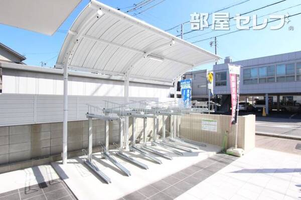 201号室