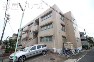 どっしりとした外観です。