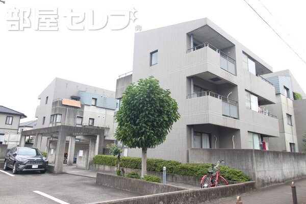 キレイな建物です。