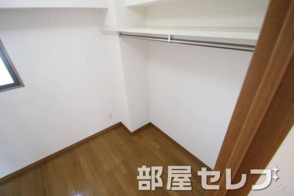 ウォークインクローゼット。