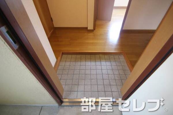 玄関口。