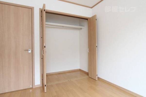 ※Ａ棟の内装写真参照