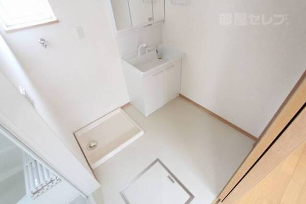 ※Ａ棟の内装写真参照