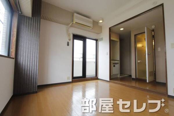 別角度からのお部屋です。