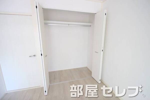 クローゼット。