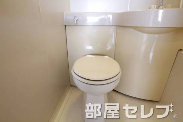 明るいトイレです。